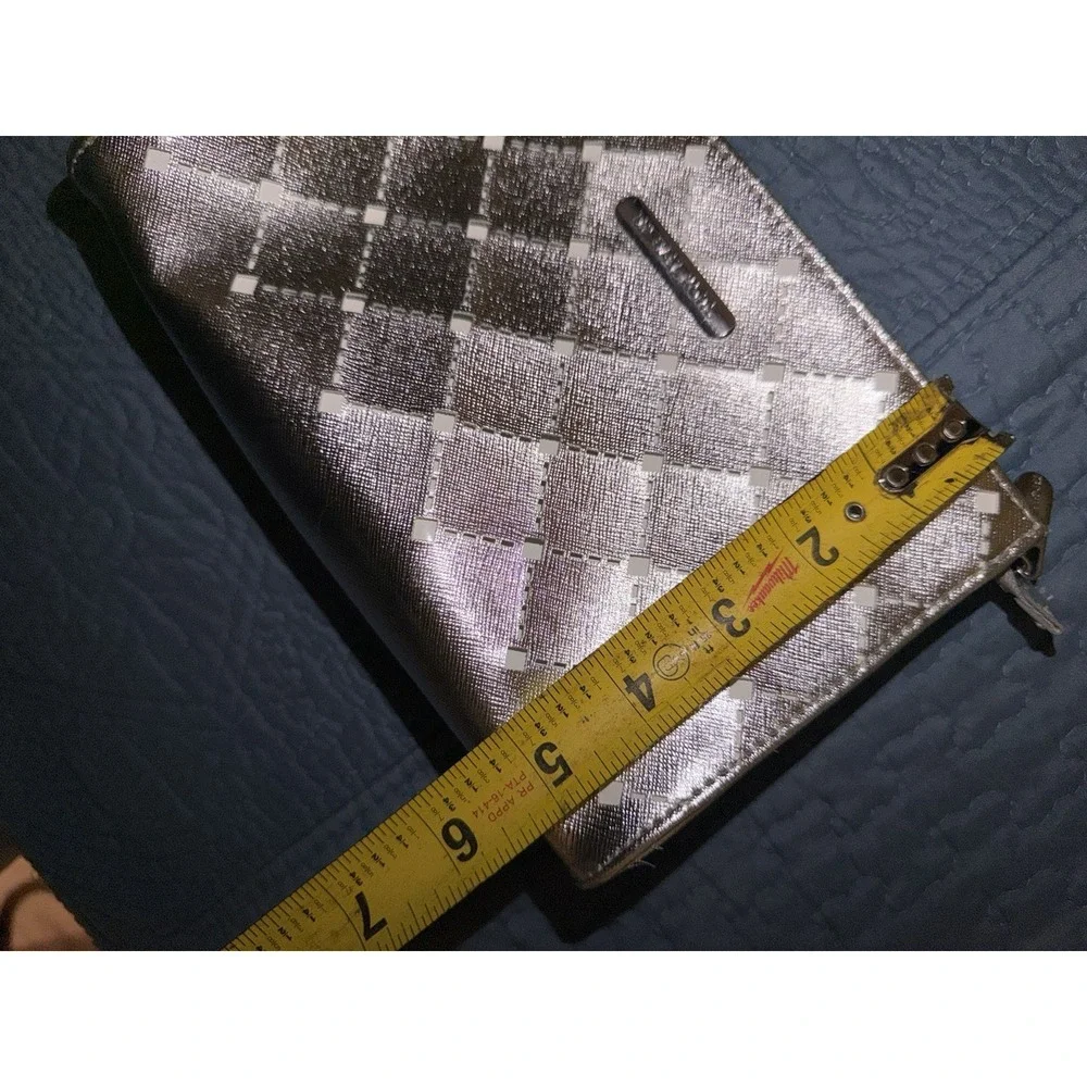 Michael Kors Silver Cosmetic Bag Case Women Travel Make‎ Up Case